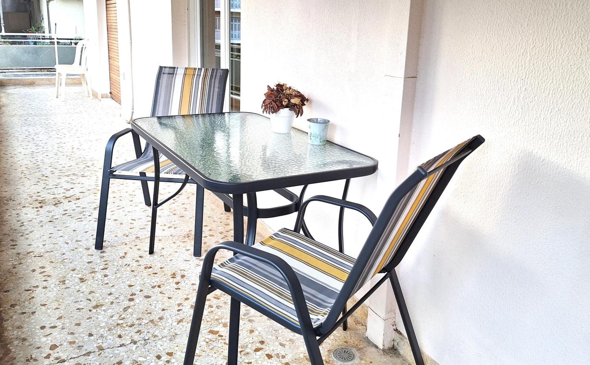 Carlito"S Apartment 1 Next To Metro Station Atenas Exterior foto